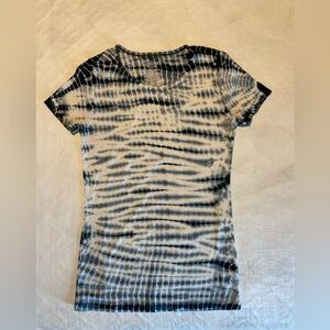 Time & Tru Tie Dye Top Size Small